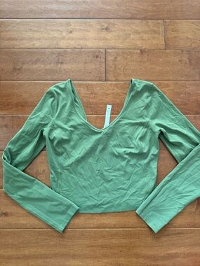 Lululemon Size 8 Long Sleeve Scoop Neck Green Top Align Long Sleeve